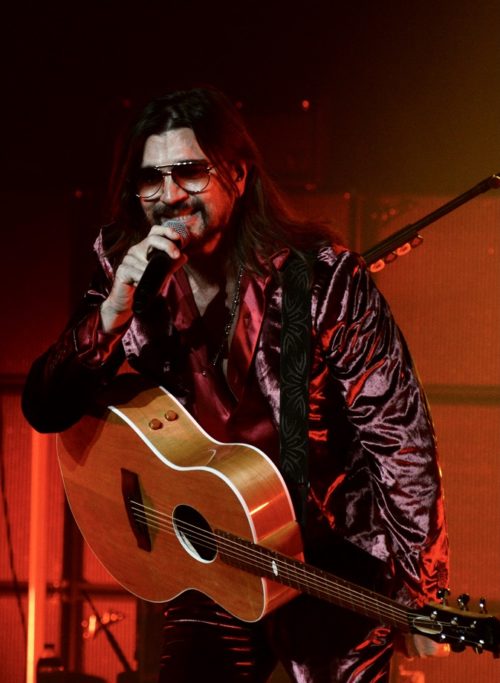 Juanes kicks off Origen tour at the Fillmore Theater in Miami Beach.