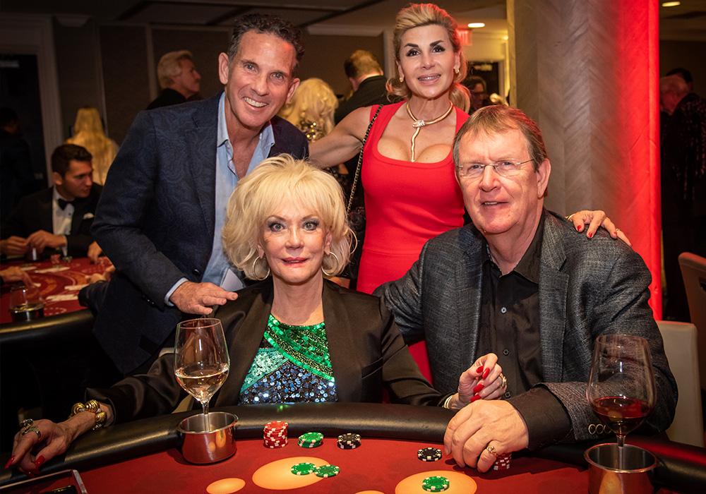 Ron-and-Amira-Simkins-and-Kathy-Simkins-Stephen-Alger_1000x700