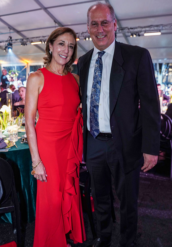 Lourdes Lopez & Mayor of Miami Beach Dan Gelber