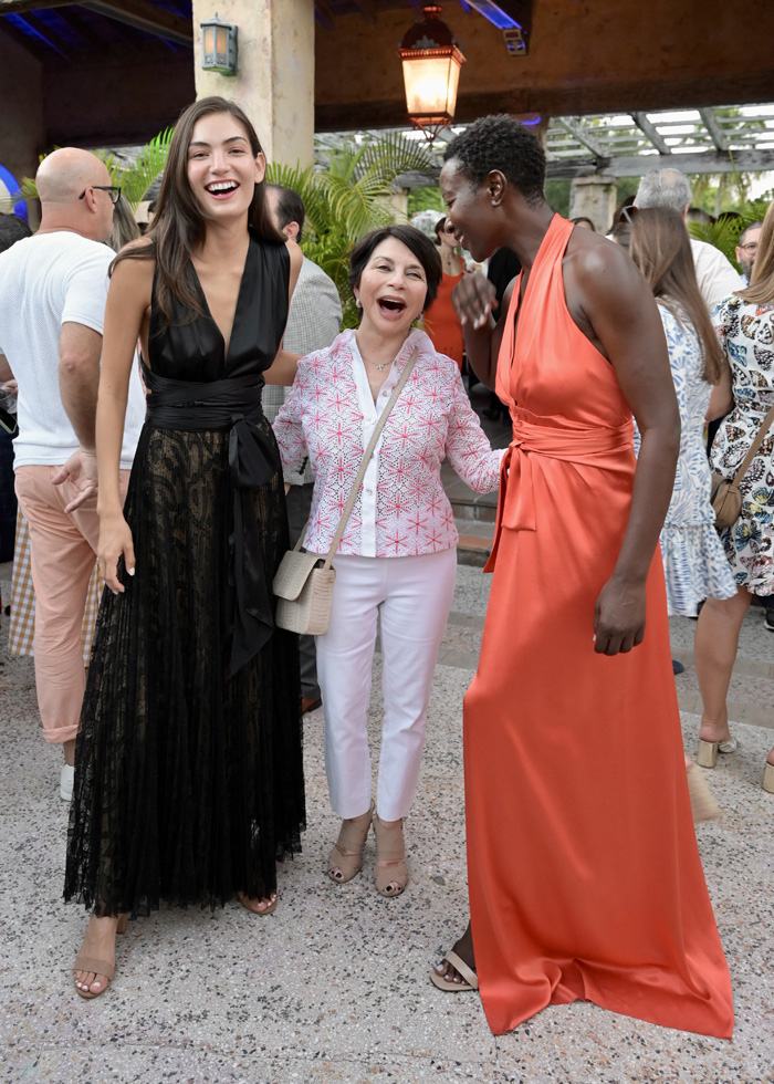 Mayda Cisneros with her models at the Coral Gables Community Foundation Vinos at the Venetian