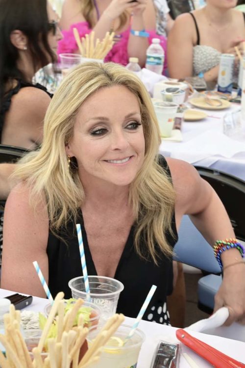 Jane Krakowski at the 4th annual Drag Brunch during the South Beach Wine and Food Festival