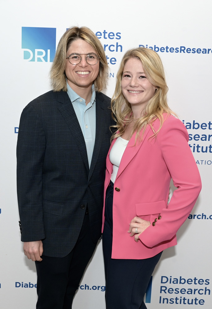 Carly and Danielle Klein at Out of the Kitchen at the Diplomat Hotel to benefit Diabetes Research Institute