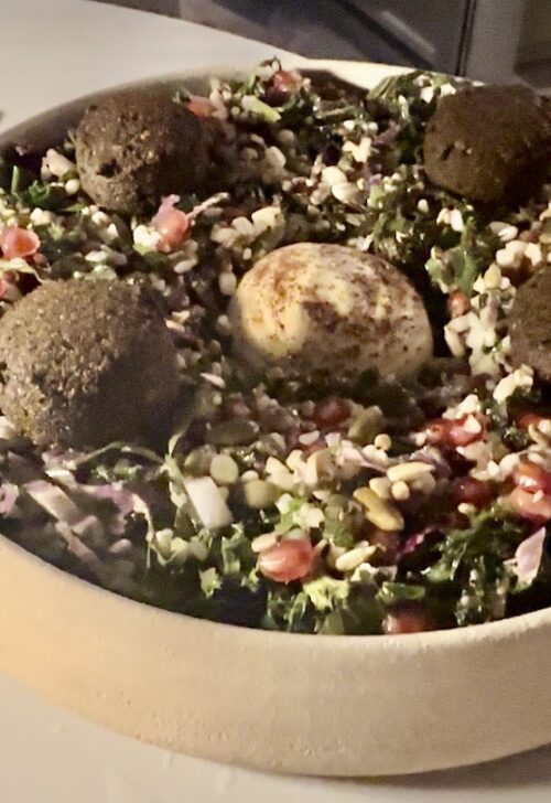 Falafel & kale salad
