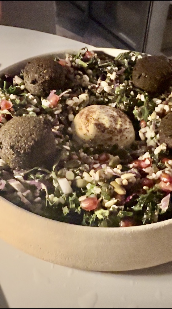 Falafel & kale salad