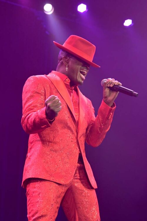 Ne-Yo at the Buoniconti Fund to Cure Paralysis 38th annual Great Sports Legends Dinner at the Marriot Marquis in New York City