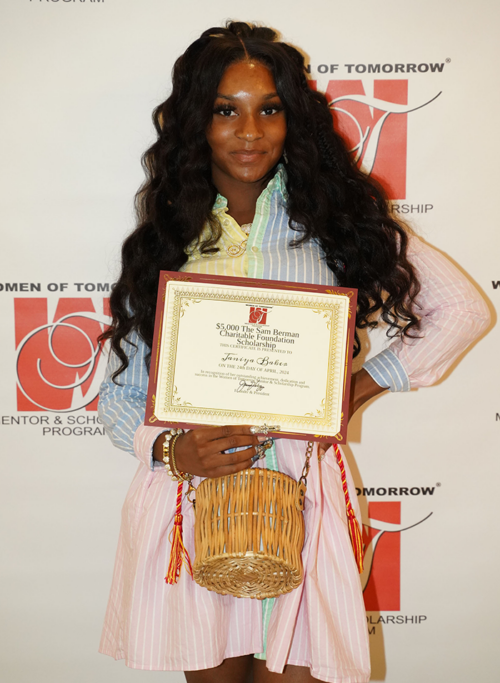 Janiya Baker, $5,000 The Sam Berman Charitable Foundation Scholarship