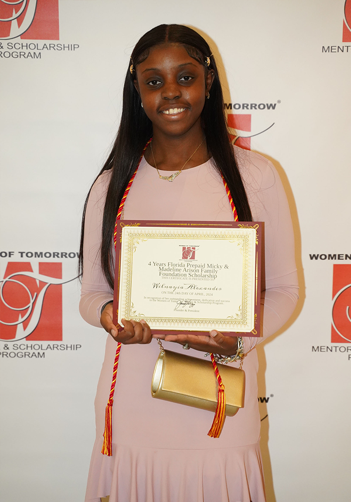 Wilnayia Alexander, 4 Year Florida Prepaid Micky & Madeline Arison Family Foundation Scholarship