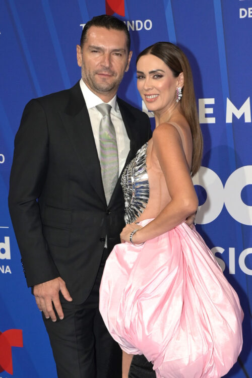 Martin Fuentes and Jacky Bracamontes at the 2024 Latin Billboard awards